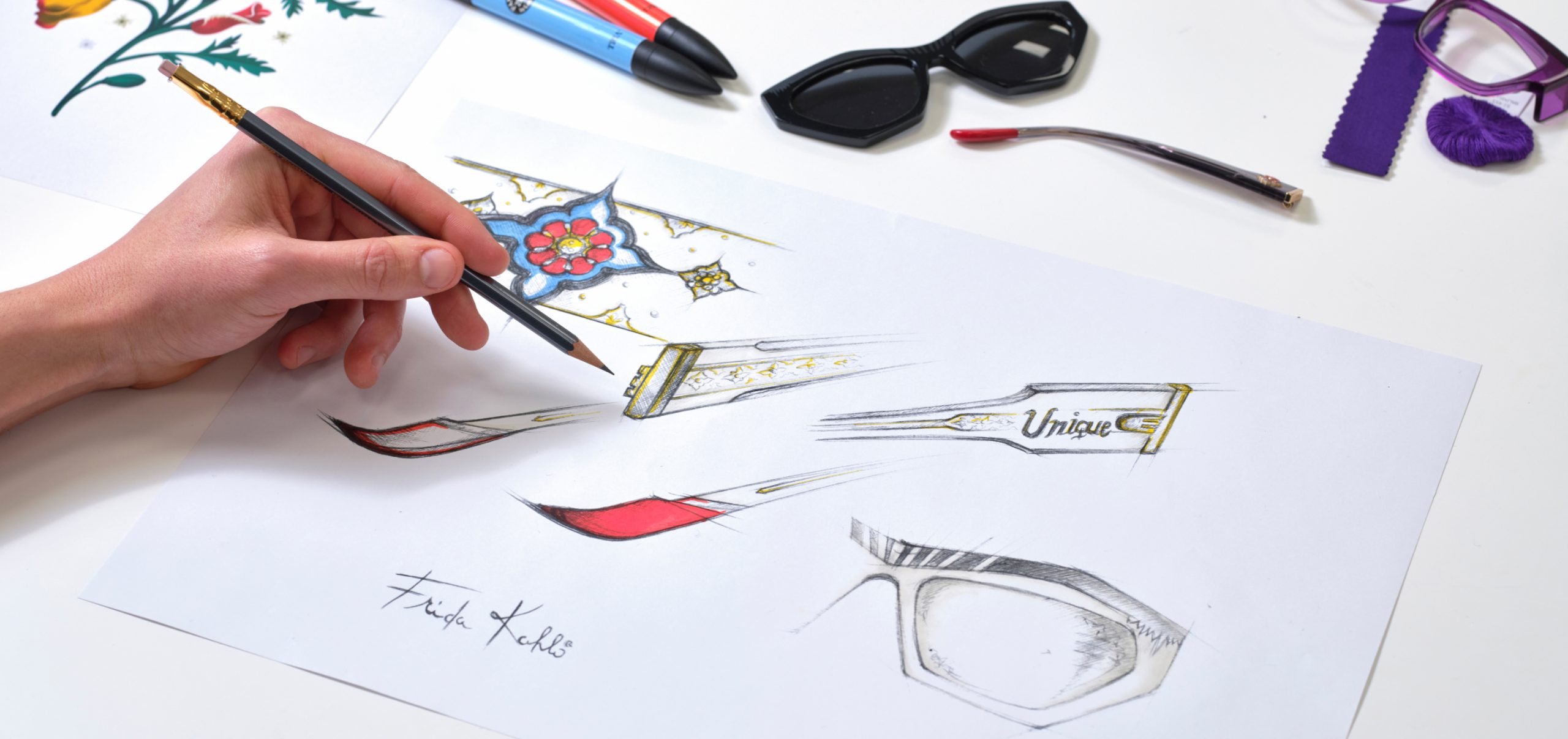 Yalea x Frida Kahlo Background